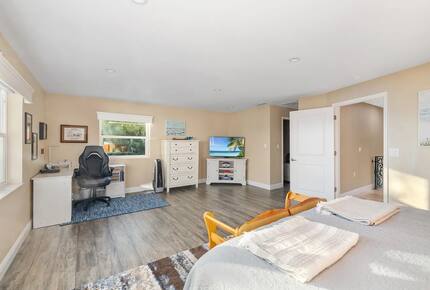 Waterfront Bradenton Home with Heated Pool - Bradenton, Florida