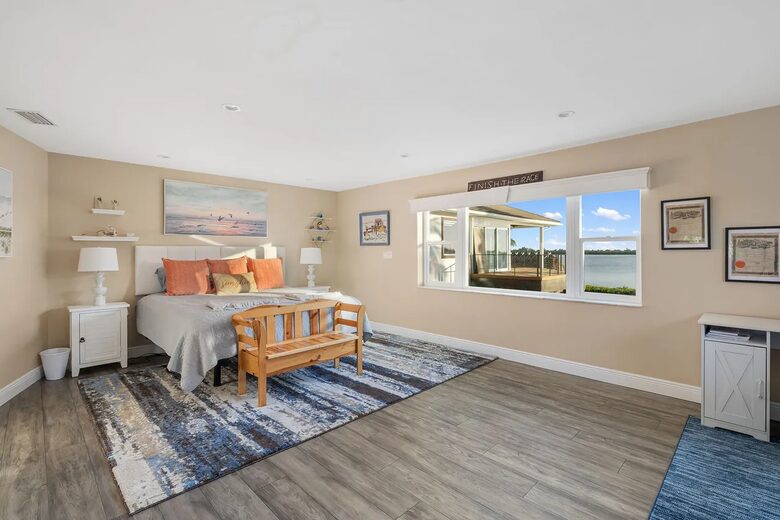 Waterfront Bradenton Home with Heated Pool - Bradenton, Florida