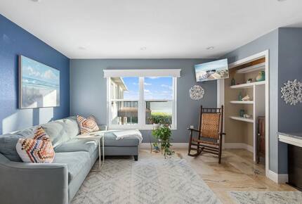 Waterfront Bradenton Home with Heated Pool - Bradenton, Florida