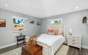 Waterfront Bradenton Home with Heated Pool - Bradenton, Florida