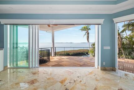 Waterfront Bradenton Home with Heated Pool - Bradenton, Florida