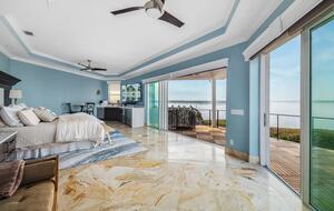 Waterfront Bradenton Home with Heated Pool - Bradenton, Florida