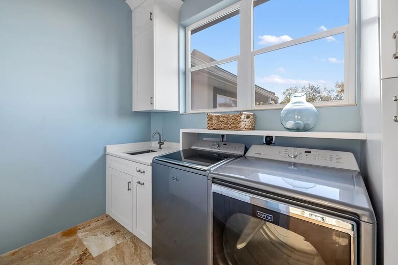 Waterfront Bradenton Home with Heated Pool - Bradenton, Florida