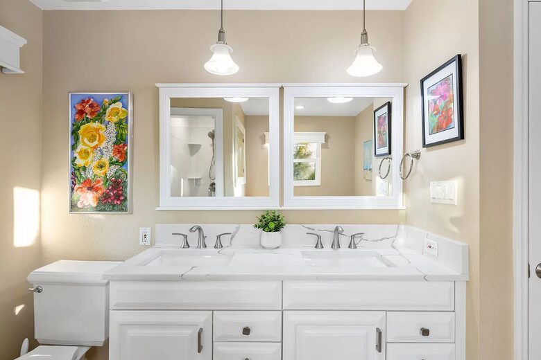 Waterfront Bradenton Home with Heated Pool - Bradenton, Florida