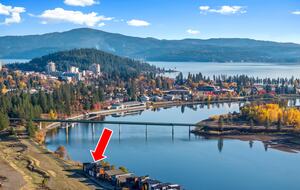 Coeur d’Alene Glasshouse on the Water - Coeur d'Alene, Idaho