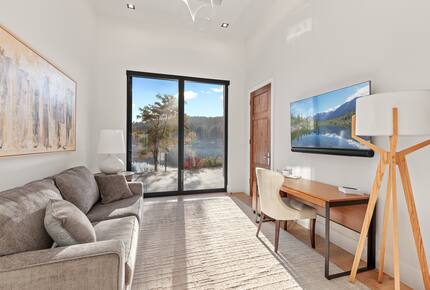 Coeur d’Alene Glasshouse on the Water - Coeur d'Alene, Idaho