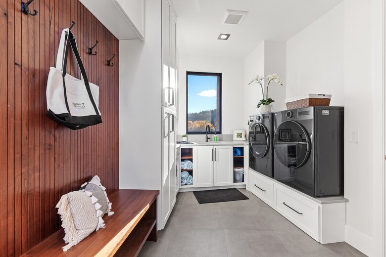 Coeur d’Alene Glasshouse on the Water - Coeur d'Alene, Idaho