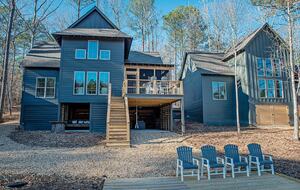 Harmony Cove Modern Getaway - Eclectic, Alabama