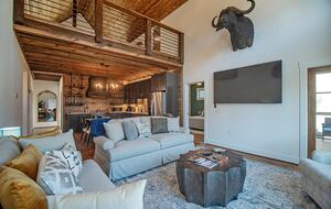 Harmony Cove Modern Getaway - Eclectic, Alabama