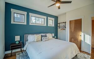 Harmony Cove Modern Getaway - Eclectic, Alabama