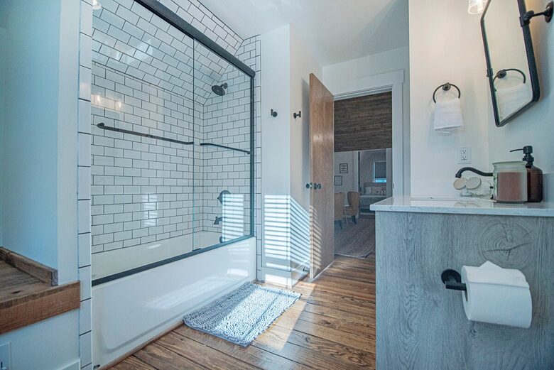 Harmony Cove Modern Getaway - Eclectic, Alabama