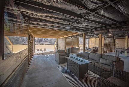 Harmony Cove Modern Getaway - Eclectic, Alabama