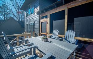 Harmony Cove Modern Getaway - Eclectic, Alabama