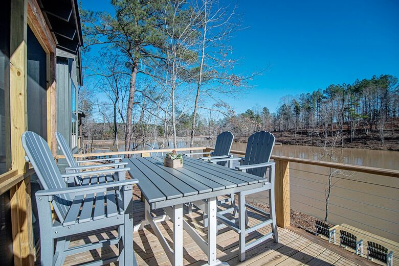 Harmony Cove Modern Getaway - Eclectic, Alabama