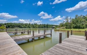 Harmony Cove Modern Getaway - Eclectic, Alabama