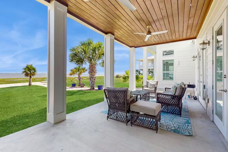 Rockport Bayfront Retreat - Rockport, Texas