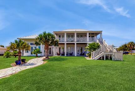 Rockport Bayfront Retreat - Rockport, Texas