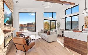 Coeur d’Alene Glasshouse on the Water - Coeur d'Alene, Idaho