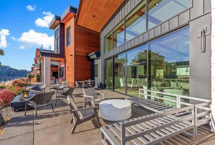 Coeur d’Alene Glasshouse on the Water - Coeur d'Alene, Idaho