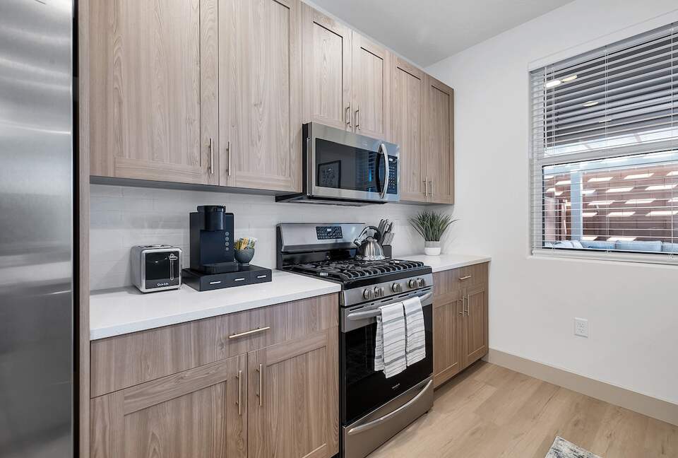 New St. George Getaway "Sunny Daze"! - Santa Clara, Utah