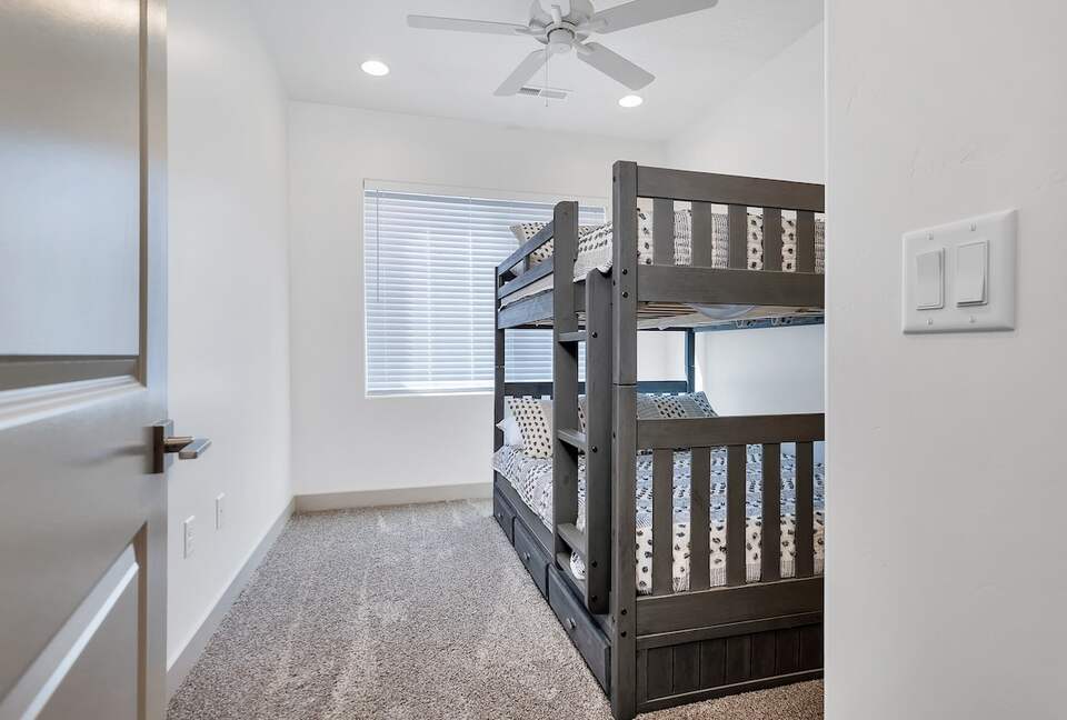 New St. George Getaway "Sunny Daze"! - Santa Clara, Utah