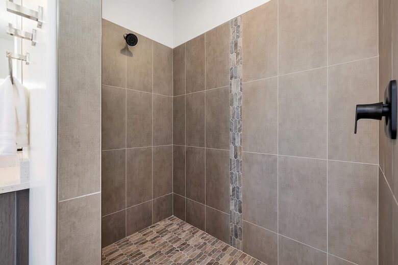 New St. George Getaway "Sunny Daze"! - Santa Clara, Utah