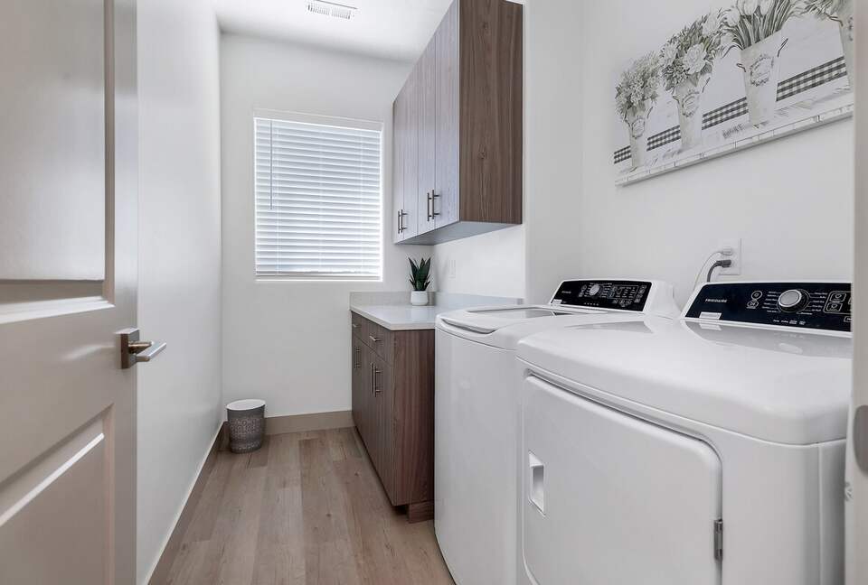 New St. George Getaway "Sunny Daze"! - Santa Clara, Utah