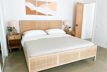 Designer Palm Springs Retreat with Heated Pool & Mountain Views - Palm Springs, California