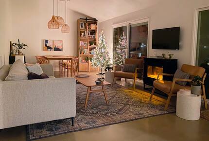 Designer Palm Springs Retreat with Heated Pool & Mountain Views - Palm Springs, California