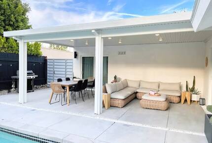 Designer Palm Springs Retreat with Heated Pool & Mountain Views - Palm Springs, California