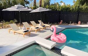 Designer Palm Springs Retreat with Heated Pool & Mountain Views - Palm Springs, California