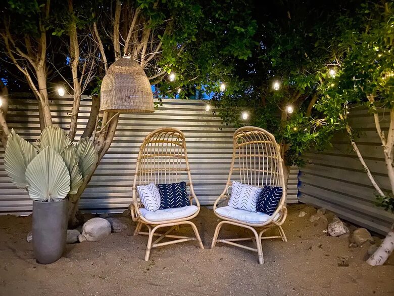 Designer Palm Springs Retreat with Heated Pool & Mountain Views - Palm Springs, California