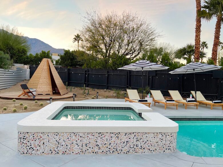 Designer Palm Springs Retreat with Heated Pool & Mountain Views - Palm Springs, California