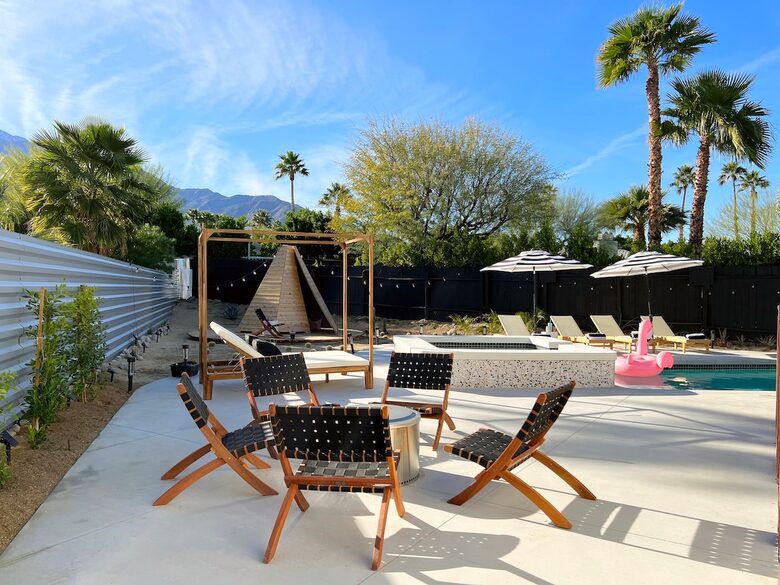 Designer Palm Springs Retreat with Heated Pool & Mountain Views - Palm Springs, California