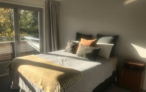 A Peaceful Architectural Sanctuary with Spa Pool - Te Horo, New Zealand