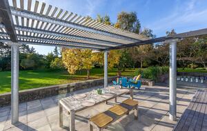 A Peaceful Architectural Sanctuary with Spa Pool - Te Horo, New Zealand