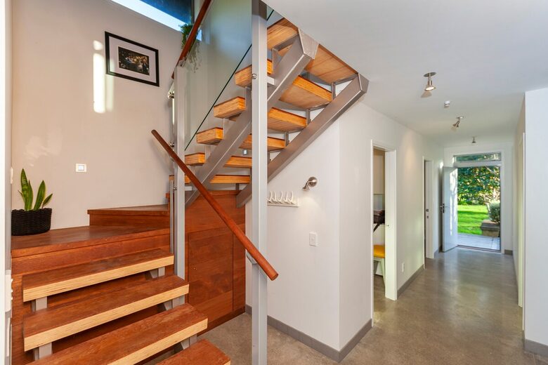 A Peaceful Architectural Sanctuary with Spa Pool - Te Horo, New Zealand