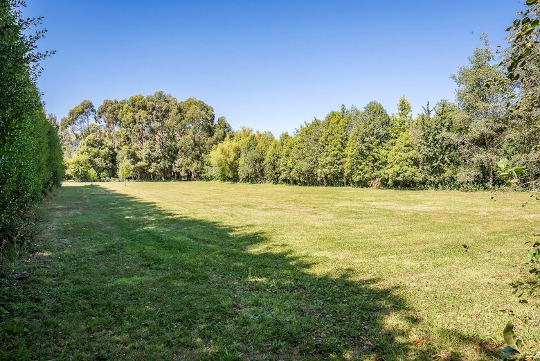 A Peaceful Architectural Sanctuary with Spa Pool - Te Horo, New Zealand