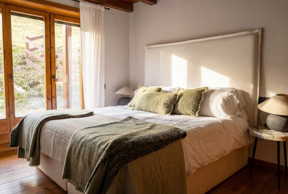 VIVLA| Casa Neret - Bagergue, Lleida, Spain