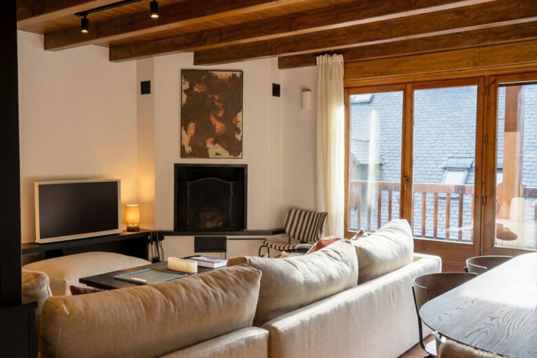 VIVLA| Casa Neret - Bagergue, Lleida, Spain