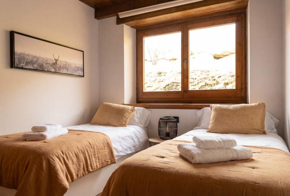 VIVLA| Casa Neret - Bagergue, Lleida, Spain