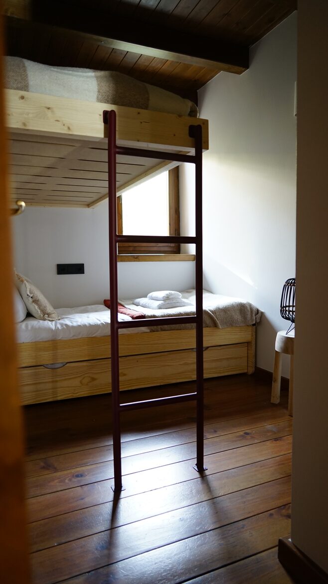 VIVLA| Casa Neret - Bagergue, Lleida, Spain