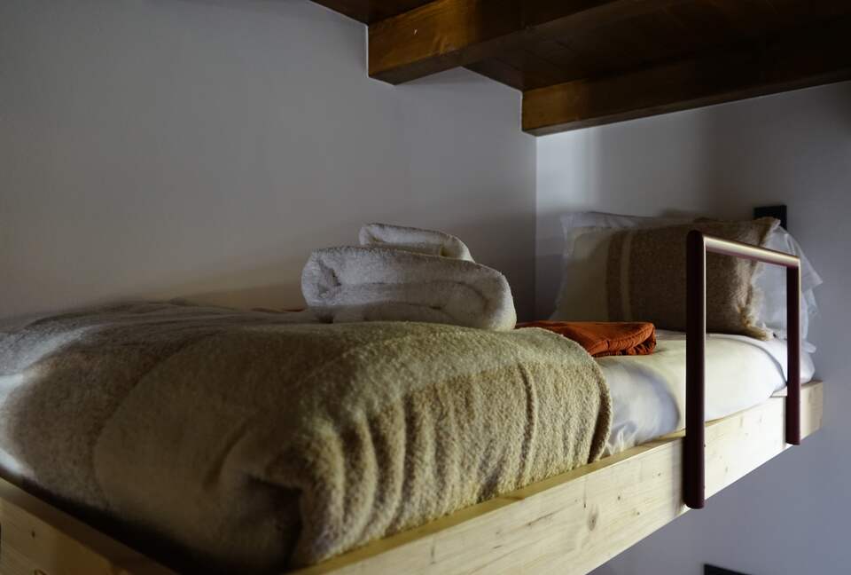 VIVLA| Casa Neret - Bagergue, Lleida, Spain