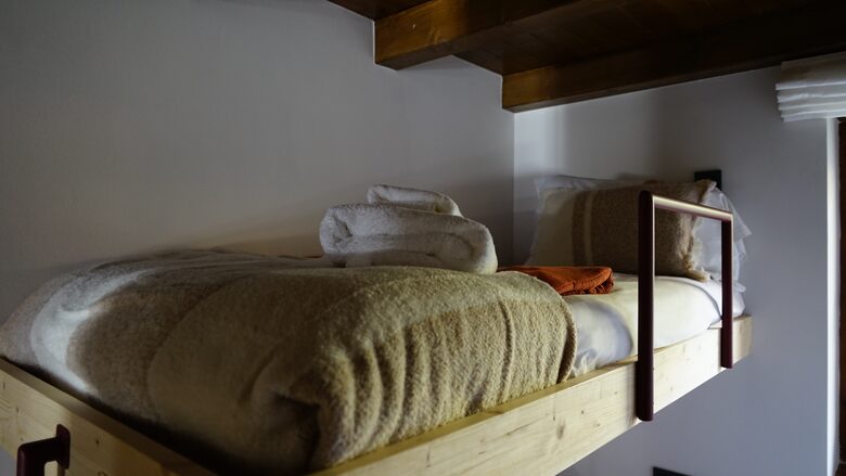 VIVLA| Casa Neret - Bagergue, Lleida, Spain