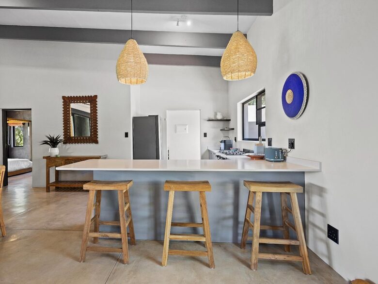 The Bush Den - Hoedspruit, South Africa