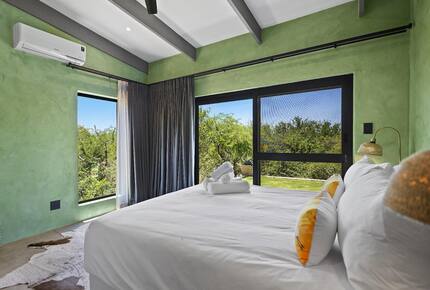 The Bush Den - Hoedspruit, South Africa