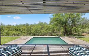 The Bush Den - Hoedspruit, South Africa