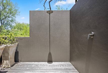 The Bush Den - Hoedspruit, South Africa