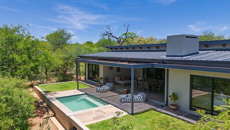 The Bush Den - Hoedspruit, South Africa