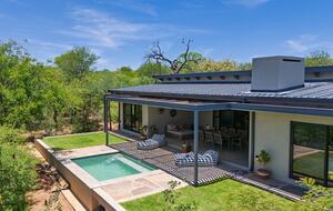 The Bush Den - Hoedspruit, South Africa